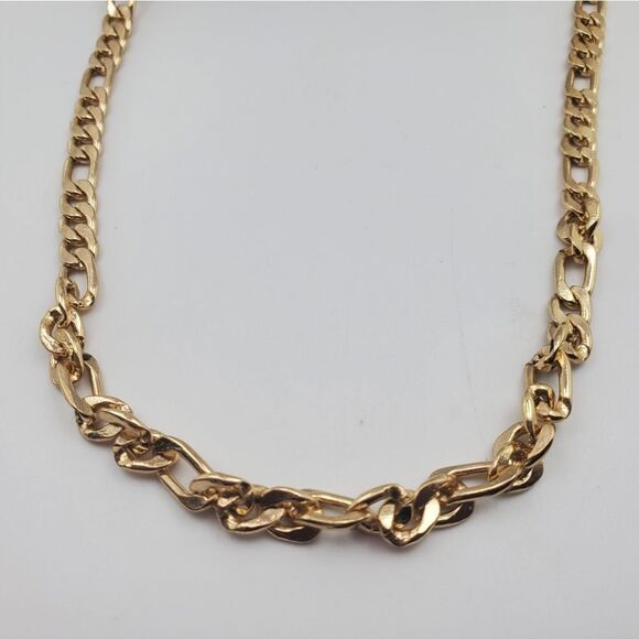 Maiden in chains necklace 😍  N0507 - Picture 2 of 4